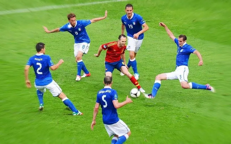 NineGame Sports：足球赛顺利拉开序幕英语